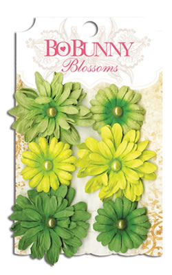 Bo Bunny Press - Blossoms - Clover Daisy  (sold in 3's)