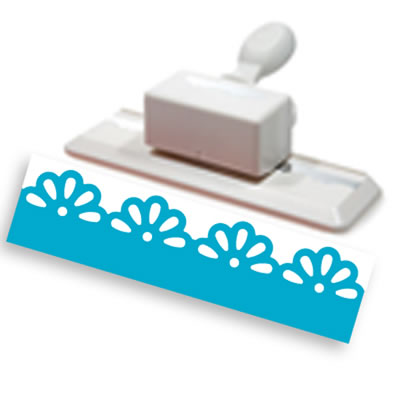 Martha Stewart Crafts - Edge Punch - Half Daisy  (sold individually)