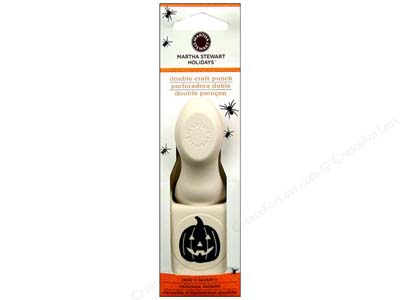Martha Stewart Crafts - Medium Embossing Punch - Jack-o-Lantern  (sold individually)