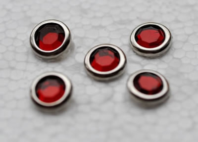 Aussie Scrap Source - 8mm Rhinestone Brads - Garnet  (pack of 100)
